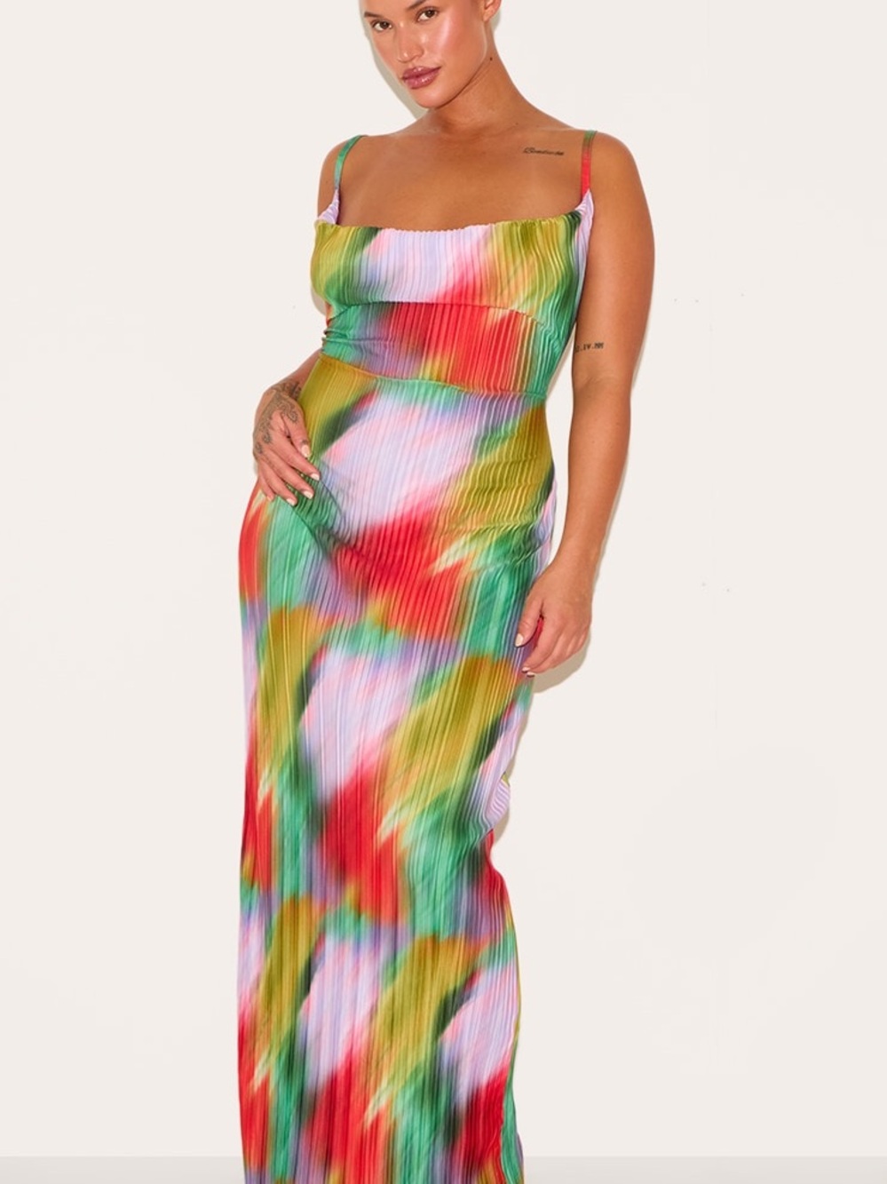 PrettyLittleThing Women's Plus Floral Printed Plisse Cowl Neck Maxi Dress
